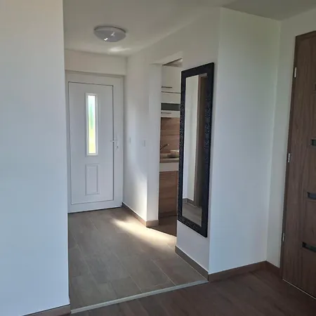 Gyoengyvirag Apartmanhaz 아파트
