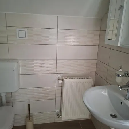 Gyoengyvirag Apartmanhaz Zalakaros