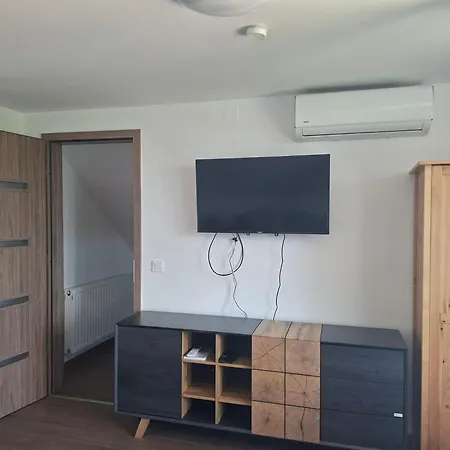 아파트 Gyoengyvirag Apartmanhaz