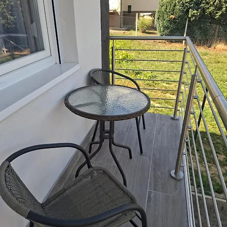 Gyoengyvirag Apartmanhaz Lejlighed