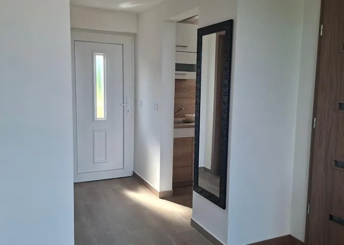 Gyoengyvirag Apartmanhaz 公寓
