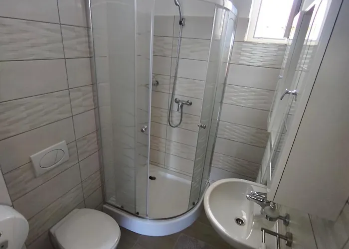 Gyoengyvirag Apartmanhaz * זלקרוס