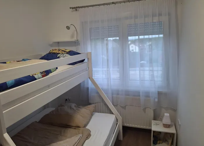 דירה Gyoengyvirag Apartmanhaz
